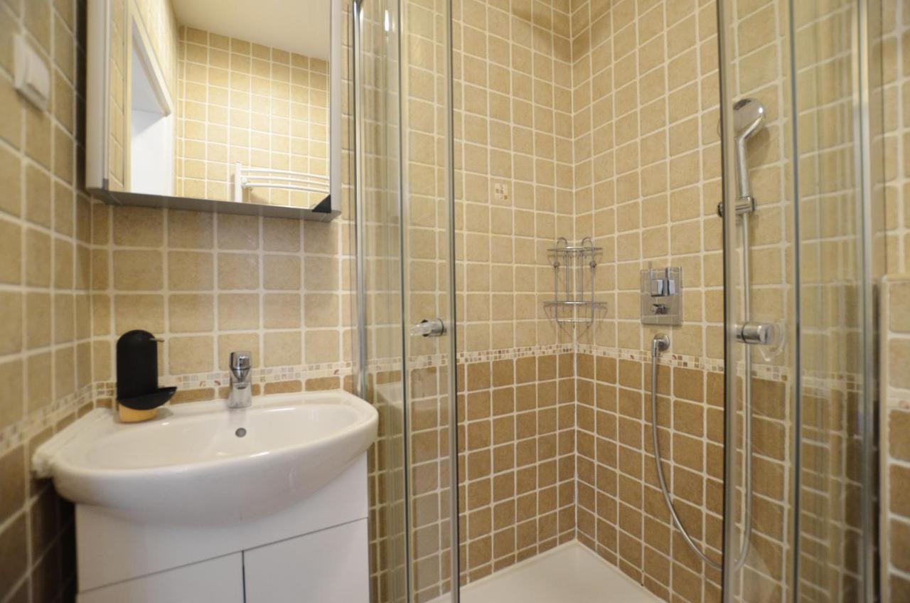 Apartment Max Rovinj Exterior photo