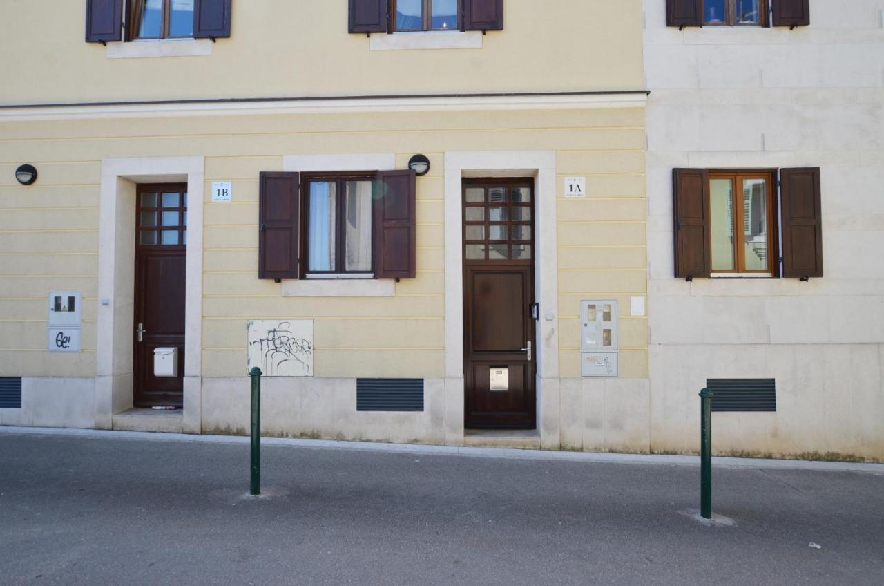 Apartment Max Rovinj Exterior photo